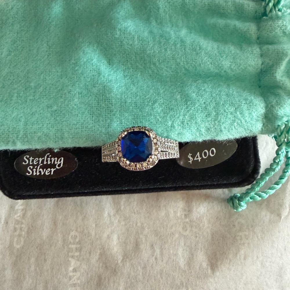 Cushion Sapphire Ring 925
